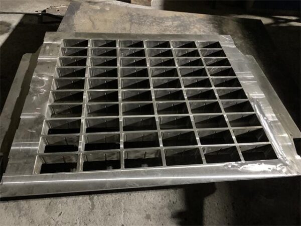 Stoneface paver mould - Image 3